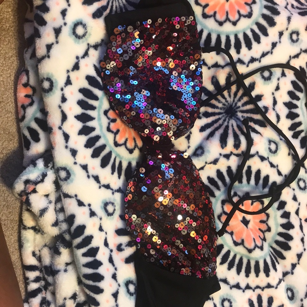 Bathing suit top